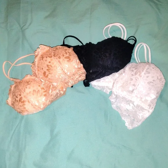 🍑🖤🤍 NWT Juniors Lace Bras 36B 3 Set Lot Trio Feminine Elegant Date Valentines - Picture 2 of 5